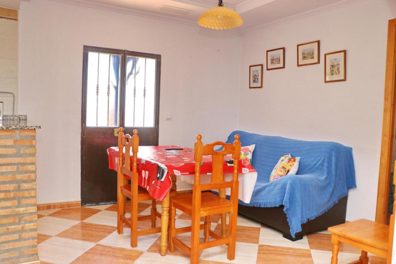 Apartamento Rosa De Los Vientos โกนิล เด ลาฟรอนเตรา ภายนอก รูปภาพ